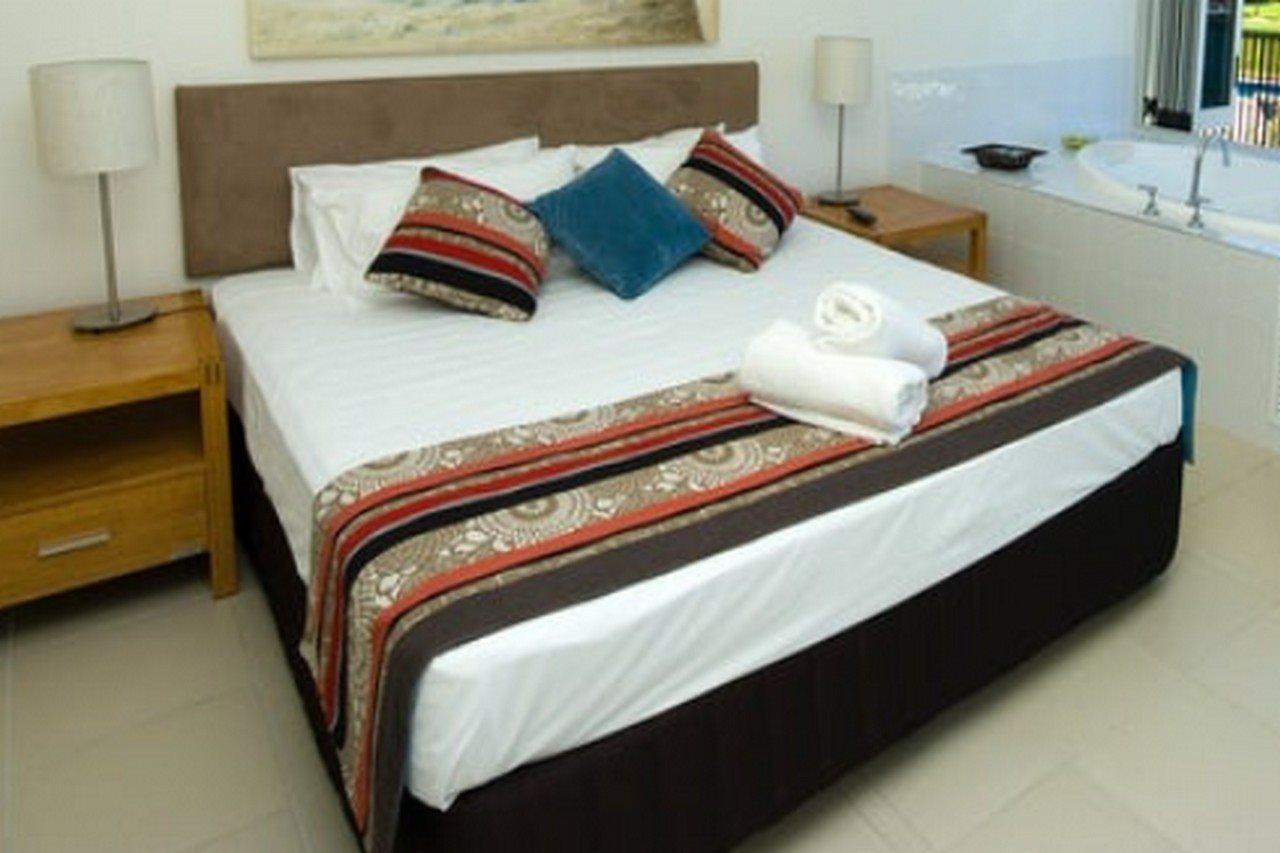 Beachside Magnetic Harbour Apartments Nelly Bay Bagian luar foto