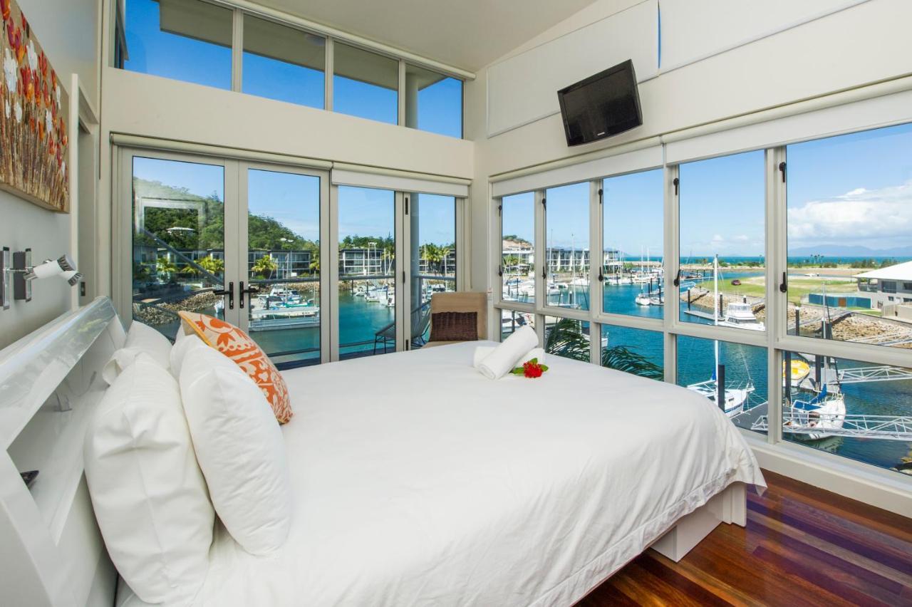 Beachside Magnetic Harbour Apartments Nelly Bay Bagian luar foto