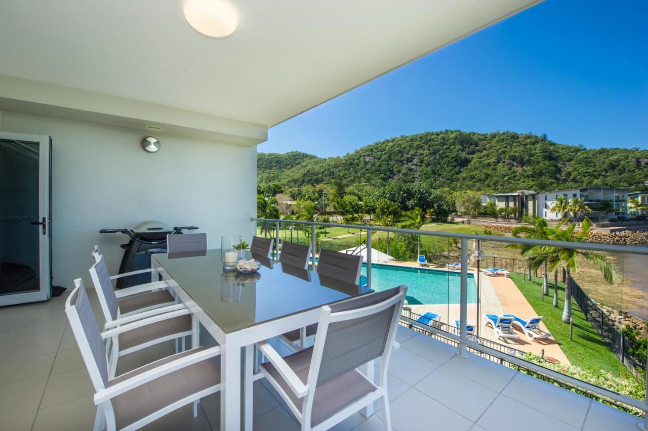 Beachside Magnetic Harbour Apartments Nelly Bay Bagian luar foto